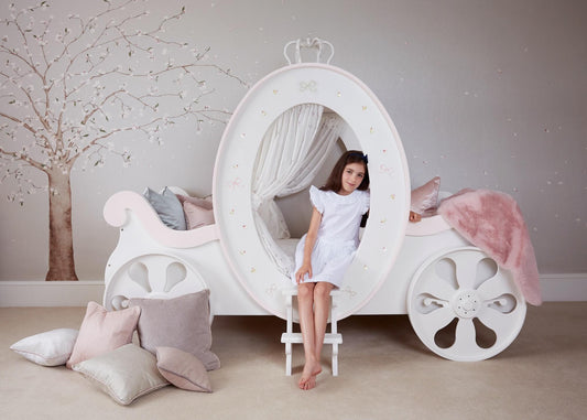 Little Princess Bedroom | Dragons of Walton Street