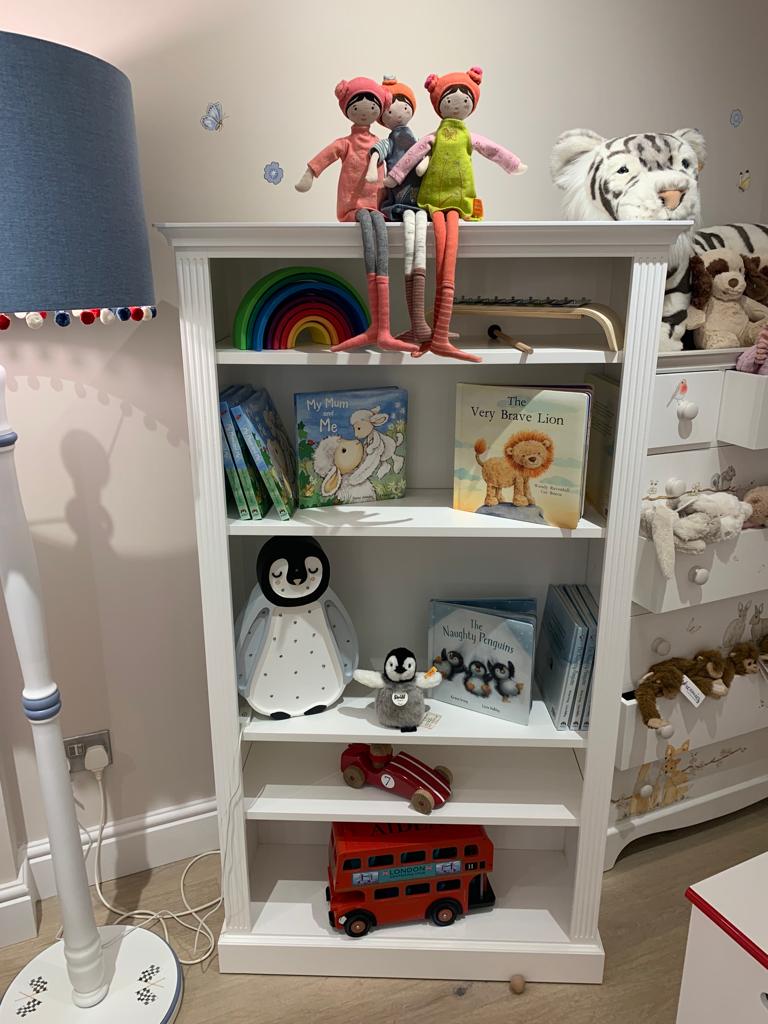 Medium Lara Shelves
