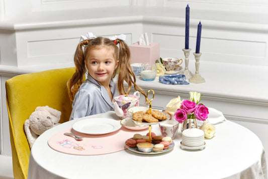 Tots and Table Matters – Tips for Rearing a Well-Mannered Junior Foodie